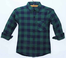 Load image into Gallery viewer, Mens flannel Green Check Shirt
